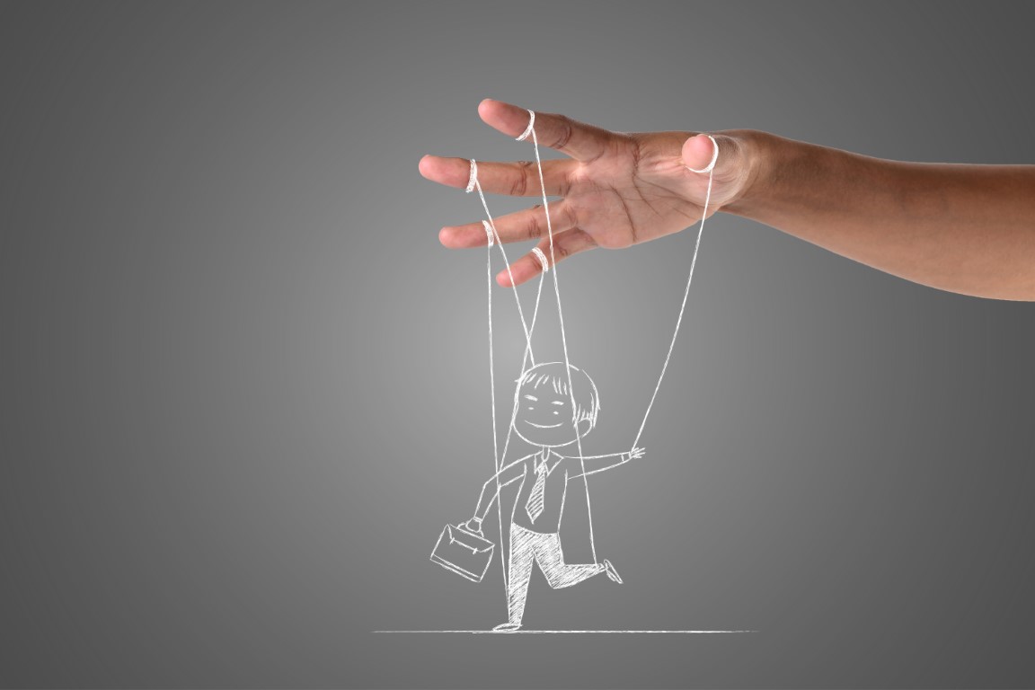 Психология вовлеченности в онлайн-играх: как и почему мы остаёмся в виртуальном мире